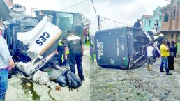 Muere uniformado al volcar un camión de Seguridad mexiquense, en Toluca
