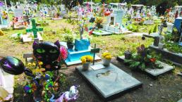 Piden no desperdiciar agua para limpieza de sepulcros, en Azcapozalco