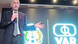 VAR continuará hasta la Liguilla, afirma David Elleray