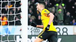 Raúl Jiménez abre camino al triunfo del Wolverhampton, en la Liga Premier 