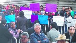 Ambulantes reciben a Edil con protesta, en Toluca
