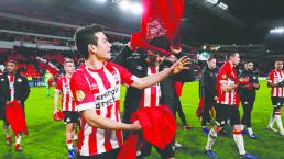 Hirving Lozano cierra el año con festejo, tras victoria del PSV ante el AZ Alkmaar