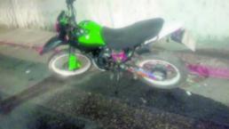 Tiran a balazos a dos hombres que viajaban en motocicleta, en Temixco