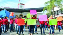 Trabajadores sindicalizados de Morelos exigen aguinaldo completo