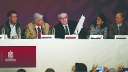 Andrés Manuel López Obrador firma decreto para subir salarios y reducir impuestos 