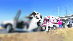 Abuelitos se echan de reversa y mueren al impactarse contra camioneta, en Lerma
