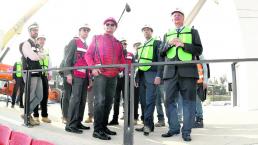 Directiva de las Grandes Ligas visita obras del estadio Alfredo Harp Helú