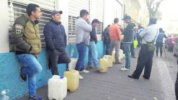 Aumentan precio de bidones ante desabasto de gasolina, en Toluca