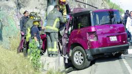 Mujer estrella poste metálico prensada Gustavo A. Madero