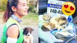Corredora rescata cachorrito maratón Tailandia