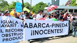 AMLO ofrece protección caso Ayotzinapa