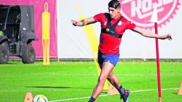 José Cardozo Alan Pulido Manchester City