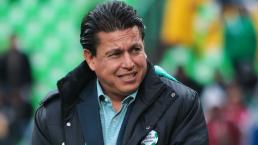 Salvador Reyes deja de ser técnico de Santos Laguna