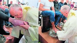 Papa Francisco le lava los pies a 12 prisioneros