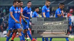 Afición de Cruz Azul estalla y le exige hu#$%& a los jugadores