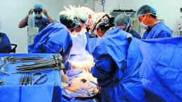 Niña recibe implante corazón artificial
