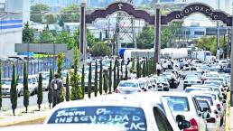 Taxistas en protesta Cierran vialidad Edomex Toluca Alcaldesa escapa