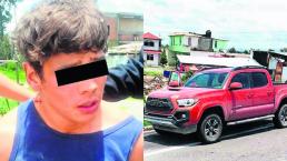 Balacera tres asaltantes roban camioneta persecución