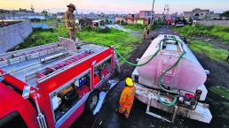 fuga gas gasoducto huachicol toma clandestina desalojo vecinos peligro bomberos labores Tezoyuca