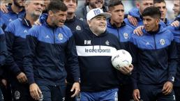 Maradona es presentado como técnico de Gimnasia entre lágrimas y cánticos