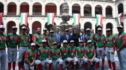 Campeones infantiles recibidos en Palacio Nacional