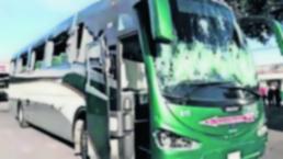 Estudiantes secuestran vandalizan autobuses Edomex