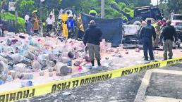 Camión botes pintura mueren prensados Morelos
