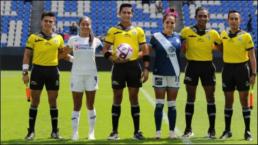 Las jugadoras previo al duelo de la Liga MX Femenil