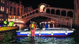 Gondoleros Venecia Italia Gran Canal