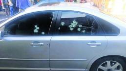 Motosicarios asesinan a balazos a conductor al interior de su vehículo en Azcapotzalco 