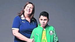 Silvia Grecco, la madre que le narrará la final de la Copa Libertadores a su hijo ciego