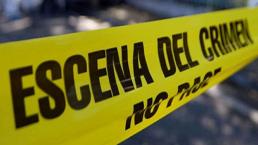 Ocupantes de un auto abandonan cadáver envuelto en una cobija en Morelos