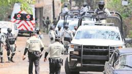 Agente muere prensado tras chocar, llevaba madera decomisada de talamontes en Morelos