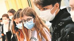 Reportan que cifra de hospitalizaciones por Covid entre adolescentes es preocupante en EU