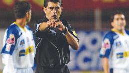Gilberto Alcalá aprendió de sus hermanos, hasta ser uno de los mejores árbitros de México