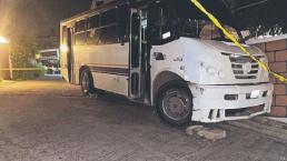 Chofer de transporte público muere atropellado por su unidad en Morelos, su hija está grave