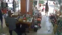 Video capta asalto en Centro Histórico de CDMX, a plena luz del día y empezando este lunes