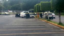 Ex pareja de mujer la mata de balazos en cabeza, en estacionamiento de WaltMart Miramontes