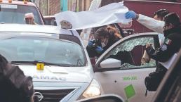 Tras dejar a una clienta, taxista del Edomex es asesinado a balazos por sujetos armados