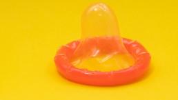 Quitarse el condón a escondidas en una relación sexual ya es delito en California