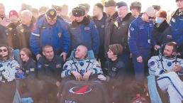 Regresan a Tierra cineastas rusos que grabaron la primera película en el espacio