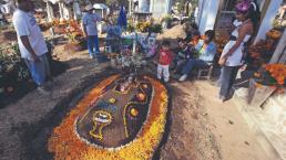 Arrancan limpieza de panteones para recibir visitantes el Día de Muertos, en Milpa Alta