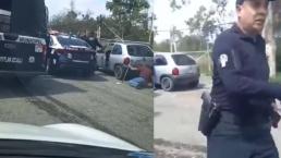 Graban a policías de Cuautitlán Izcalli cuando daban golpiza a hombre con bastón, en retén