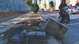 Baches, arena y material de construcción provocan accidentes y muerte en Avenida Vasco de Quiroga