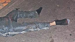 Biker pierde la vida tras ser embestido y arrastrado por troca varios metros, en Morelos