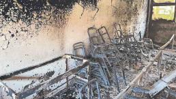 Por segunda ocasión, delincuentes incendian salón en secundaria de Morelos