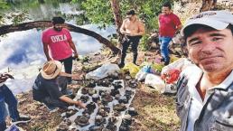 ¿Cómo llegaron ahí? Sacan 27 medidores de CFE y otras porquerías de cenote en Yucatán