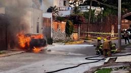 Automovilista muere achicharrado tras chocar contra una casa, en Cuautla