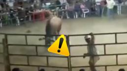 Jinete muere al ser aplastado por un toro durante jaripeo en Guerrero, video se viraliza