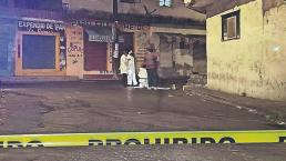 Delincuentes aprovechan la oscuridad de las calles de Temixco y plomean a 2, uno fallece
